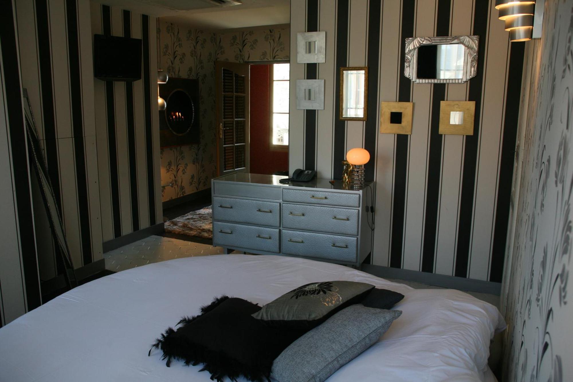 Bed and Breakfast Le Parvis Шартр Экстерьер фото