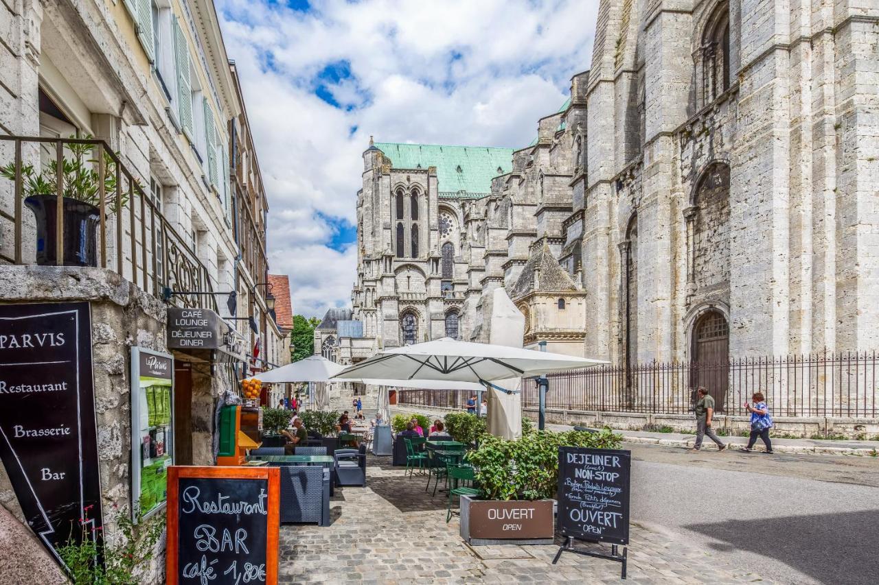 Bed and Breakfast Le Parvis Шартр Экстерьер фото
